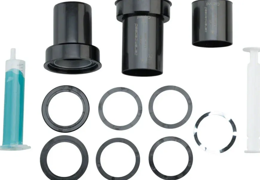 CeramicSpeed PF4630 Bottom Bracket - PF30/BBright/386EVO 30mm Spindle Coated Races BLK