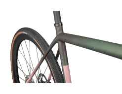 Crux Expert (2025)