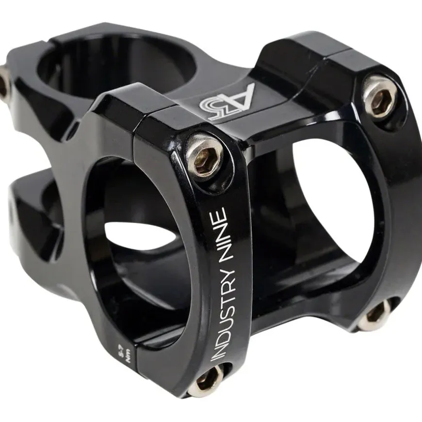 Industry Nine A318 Bike Stem - 31.8mm Clamp, +/-4.4, 1 1/8", Aluminum, Black