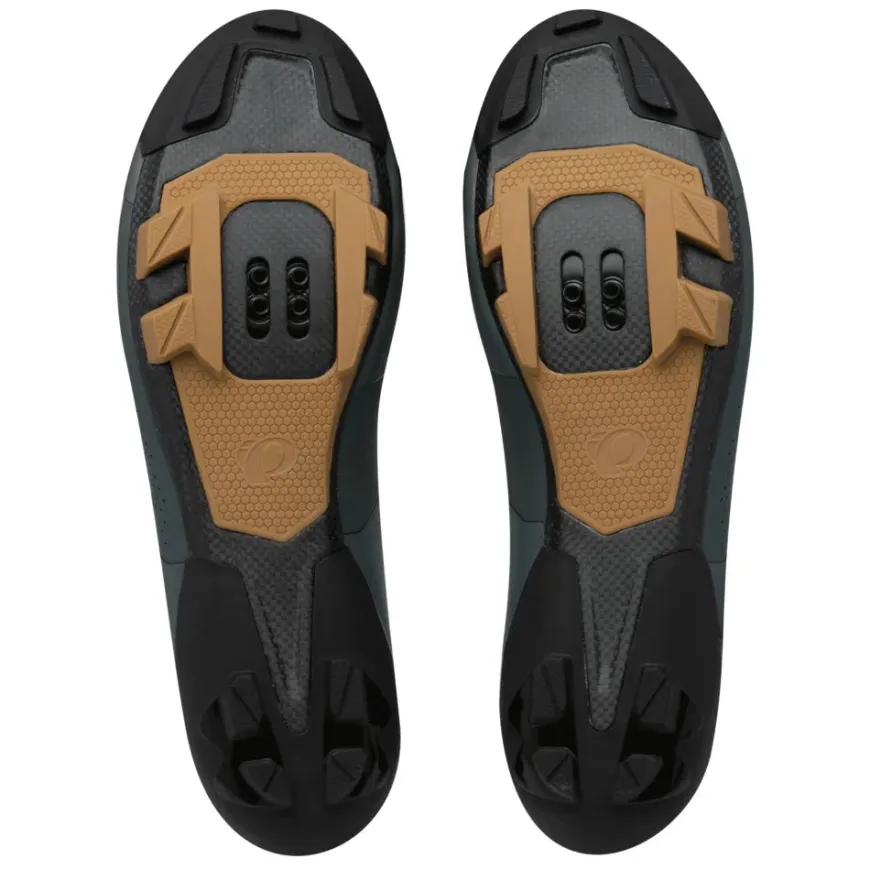 Pearl Izumi Expedition PRO Shoes
