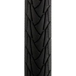Schwalbe Marathon Plus Bike Tire, Performance Line, Endurance Compound, SmartGuard - 700 x 38c