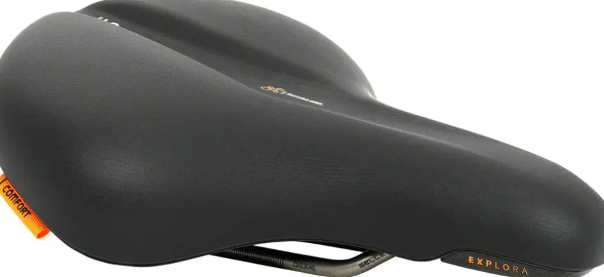 Selle Royal Royal Explora Saddle - Black Relaxed