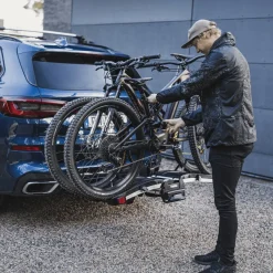 Thule EasyFold XT 2-Bike Hitch Rack